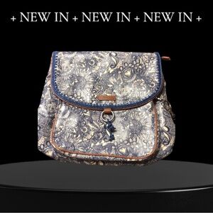 SakRoots Floral Patterned Women's Backpack Bag